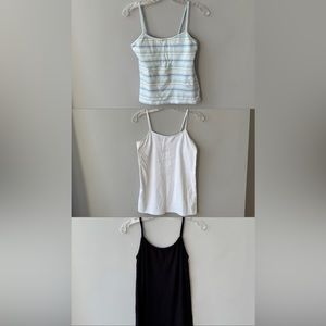 Bundle of 3 tank tops 🤍